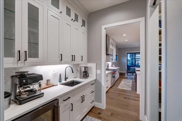 $1,249,000 | 2596 Fahey Glen, Fitchburg, WI 53711