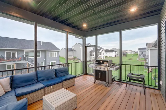 $1,249,000 | 2596 Fahey Glen, Fitchburg, WI 53711