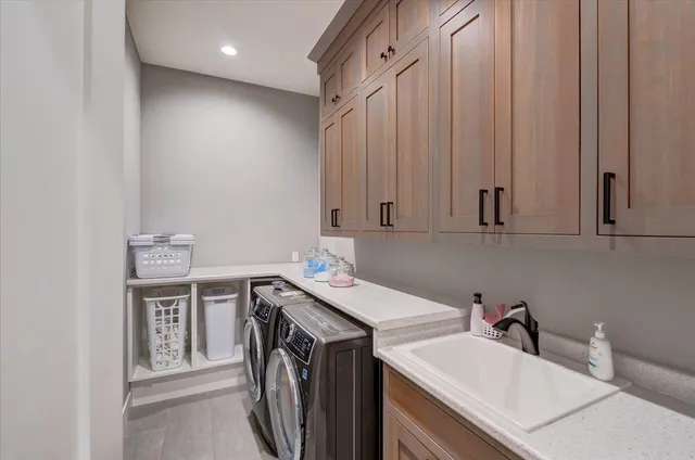 $1,249,000 | 2596 Fahey Glen, Fitchburg, WI 53711