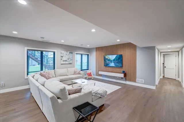 $1,249,000 | 2596 Fahey Glen, Fitchburg, WI 53711