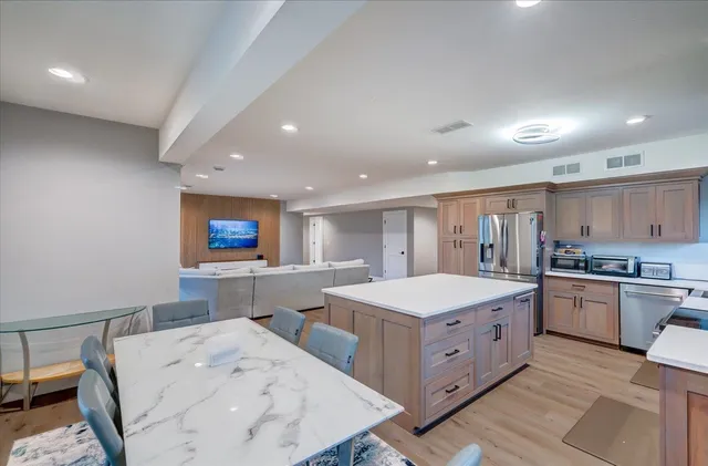 $1,249,000 | 2596 Fahey Glen, Fitchburg, WI 53711