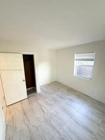 $1,650 | 1055 Northeast 34th Court, Unit 1057, Oakland Park, FL 33334