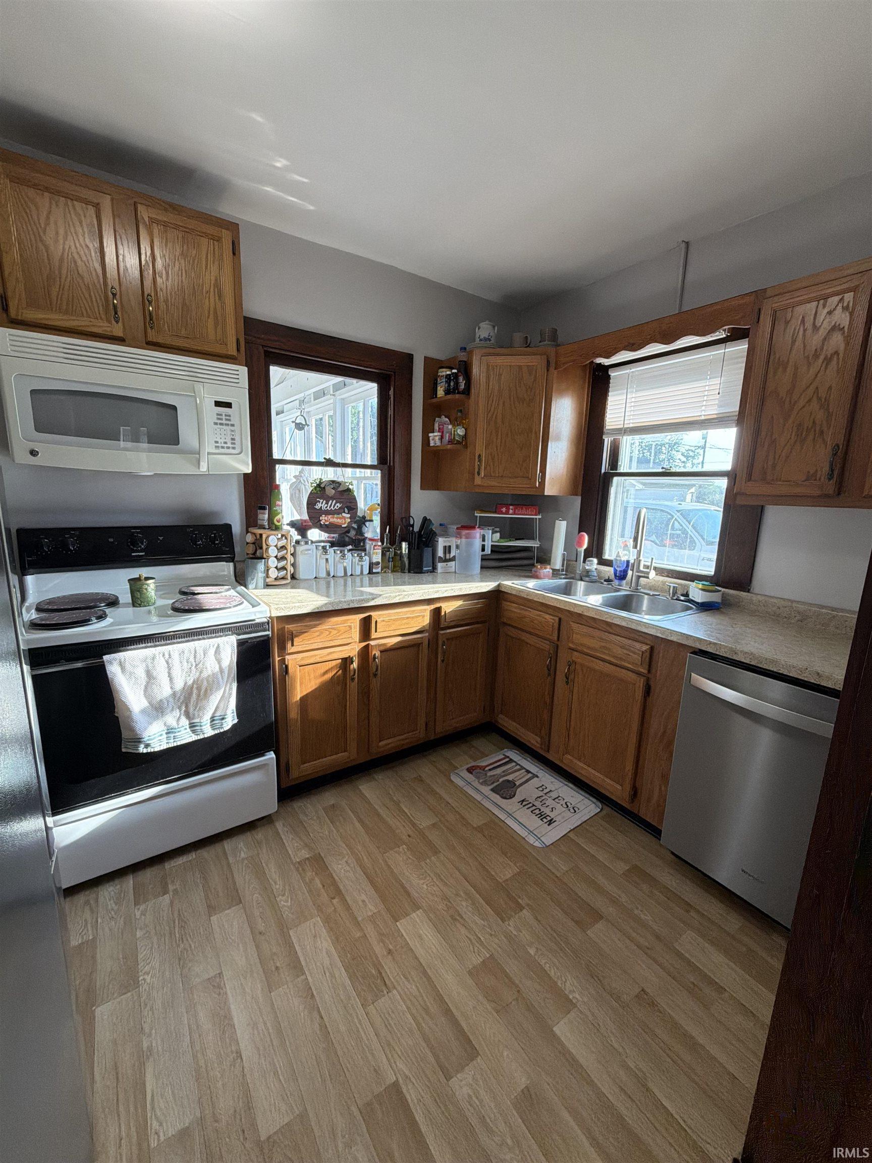 255 East Mechanic Street Bloomfield, IN 47424 - Photo 4 of 7