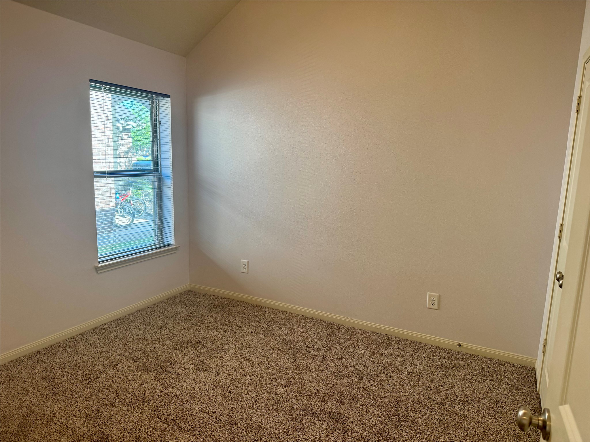 12407 Point Arbor Court Tomball, TX 77377 - Photo 16 of 18 an empty room with a window