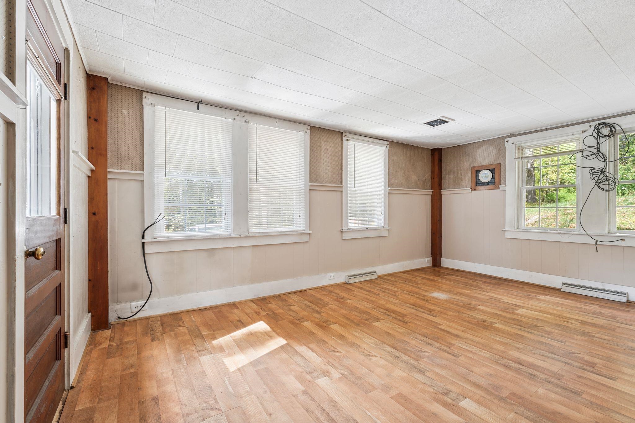 658 North Wilmot Road Wilmot, NH 03287 - Photo 11 of 26