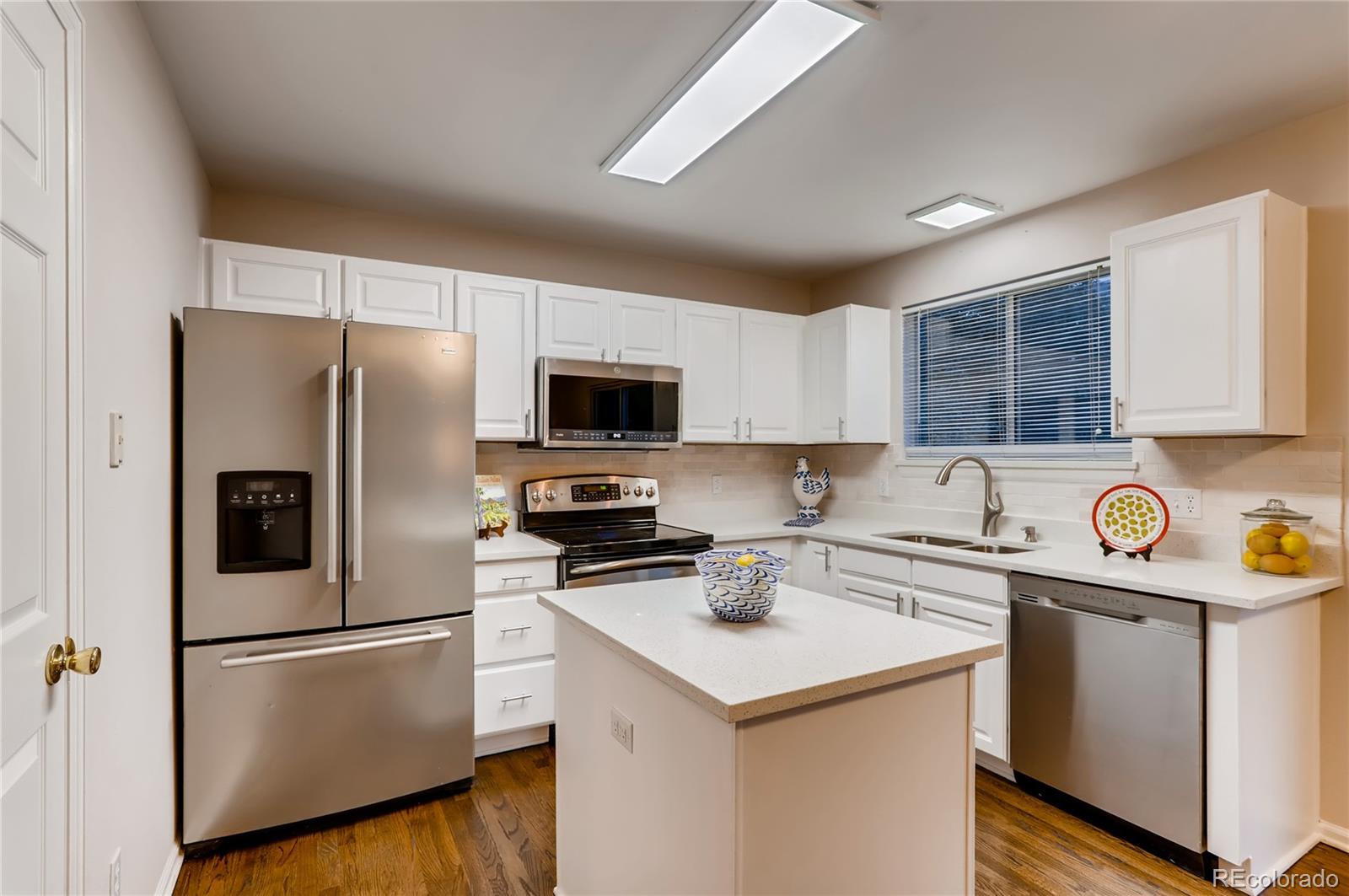 3946 Garnet Lane Highlands Ranch, CO 80126 - Photo 11 of 40 Gallery Image 11