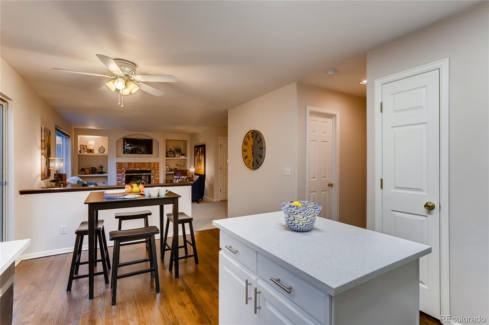 3946 Garnet Lane Highlands Ranch, CO 80126 - Photo 13 of 40 Gallery Image 13
