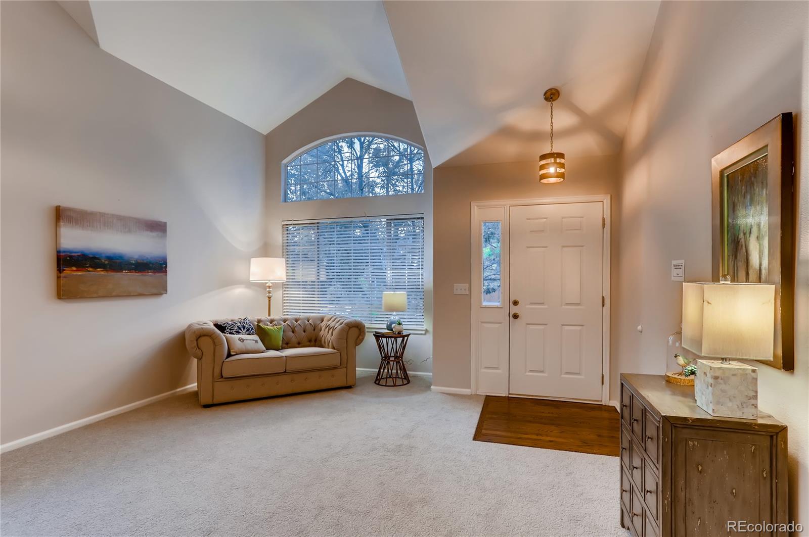 3946 Garnet Lane Highlands Ranch, CO 80126 - Photo 4 of 40 Gallery Image 4