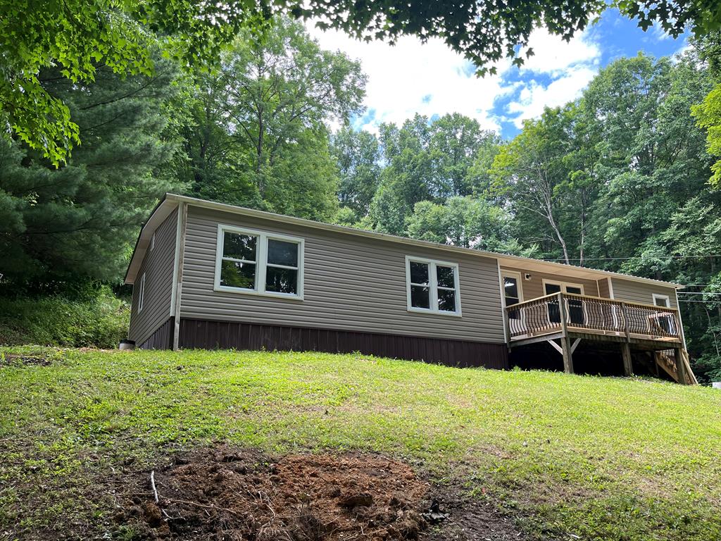 133 Tacoma Road Tazewell, VA 24651 - Photo 1 of 12 Gallery Image 1