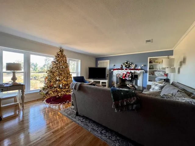 $588,500 | 588 Northwest Pickle Lane, Madison, FL 32340