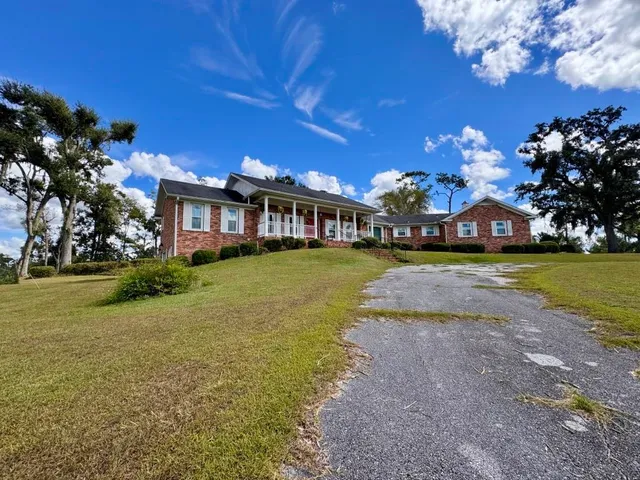 $588,500 | 588 Northwest Pickle Lane, Madison, FL 32340