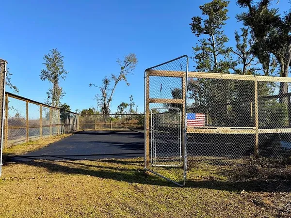 $588,500 | 588 Northwest Pickle Lane, Madison, FL 32340