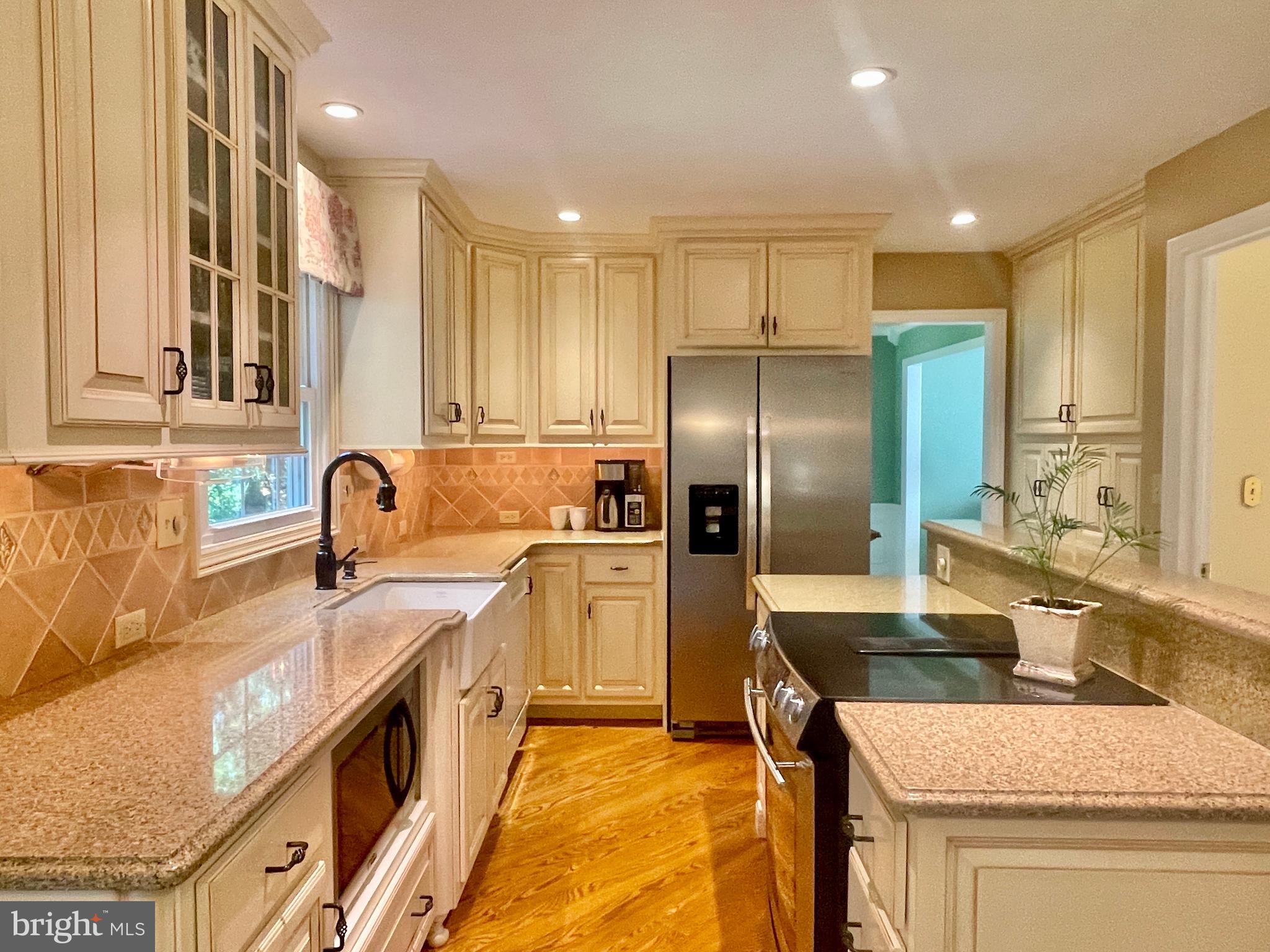 15121 Trail Ridge Road Southwest Cumberland, MD 21502 - Photo 36 of 120 WELL APPOINTED KITCHEN - ALL STAINLESS APPLIANCES!