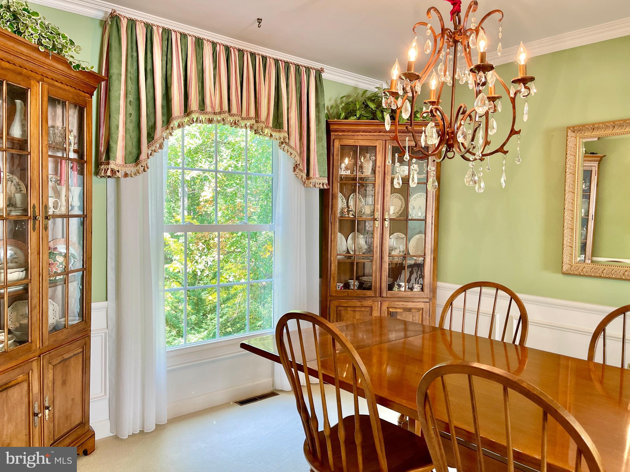 15121 Trail Ridge Road Southwest Cumberland, MD 21502 - Photo 43 of 120 VIEW FROM KITCHEN TO DINING