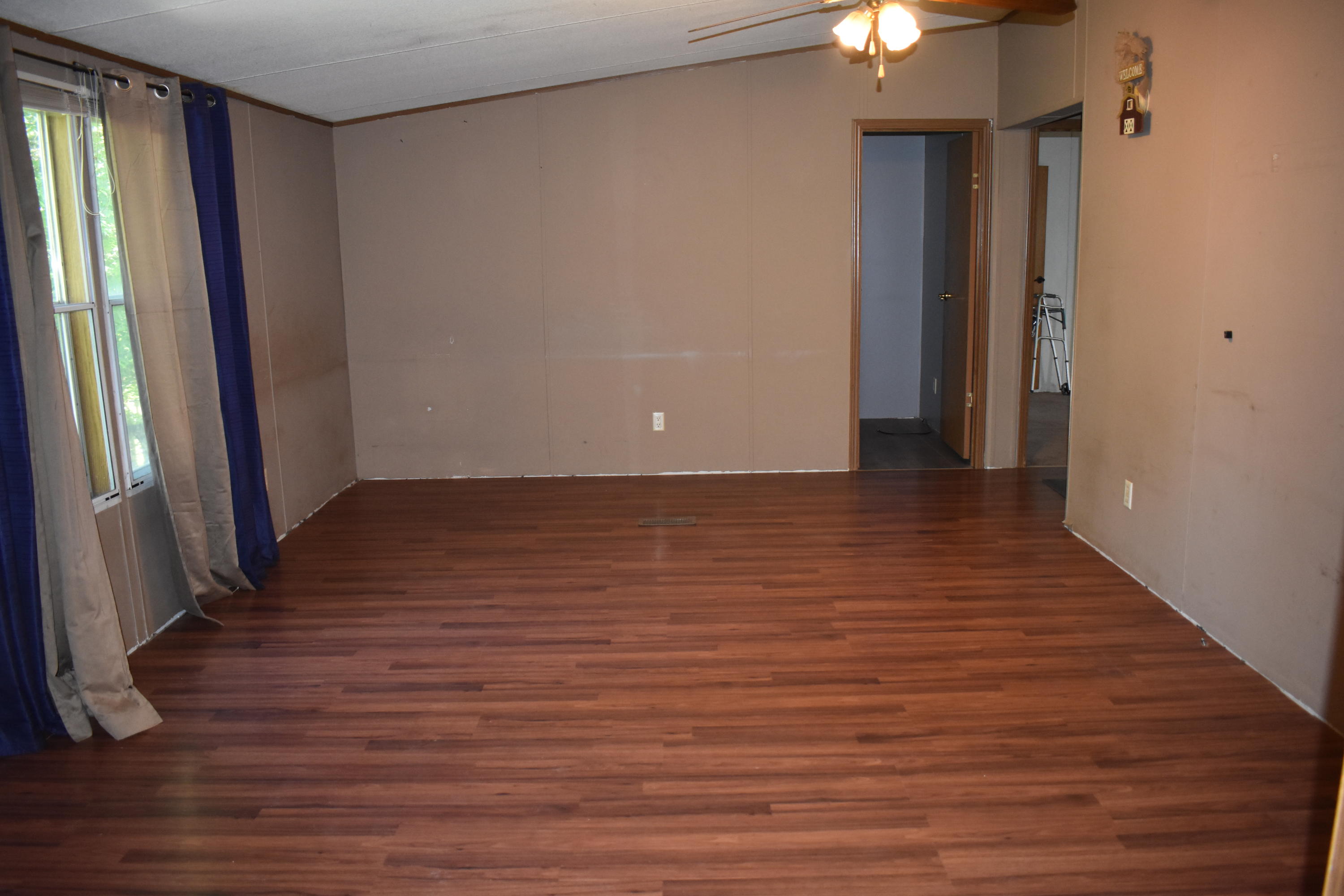 179 3rd Street Corryton, TN 37721 - Photo 3 of 15 DSC_0006