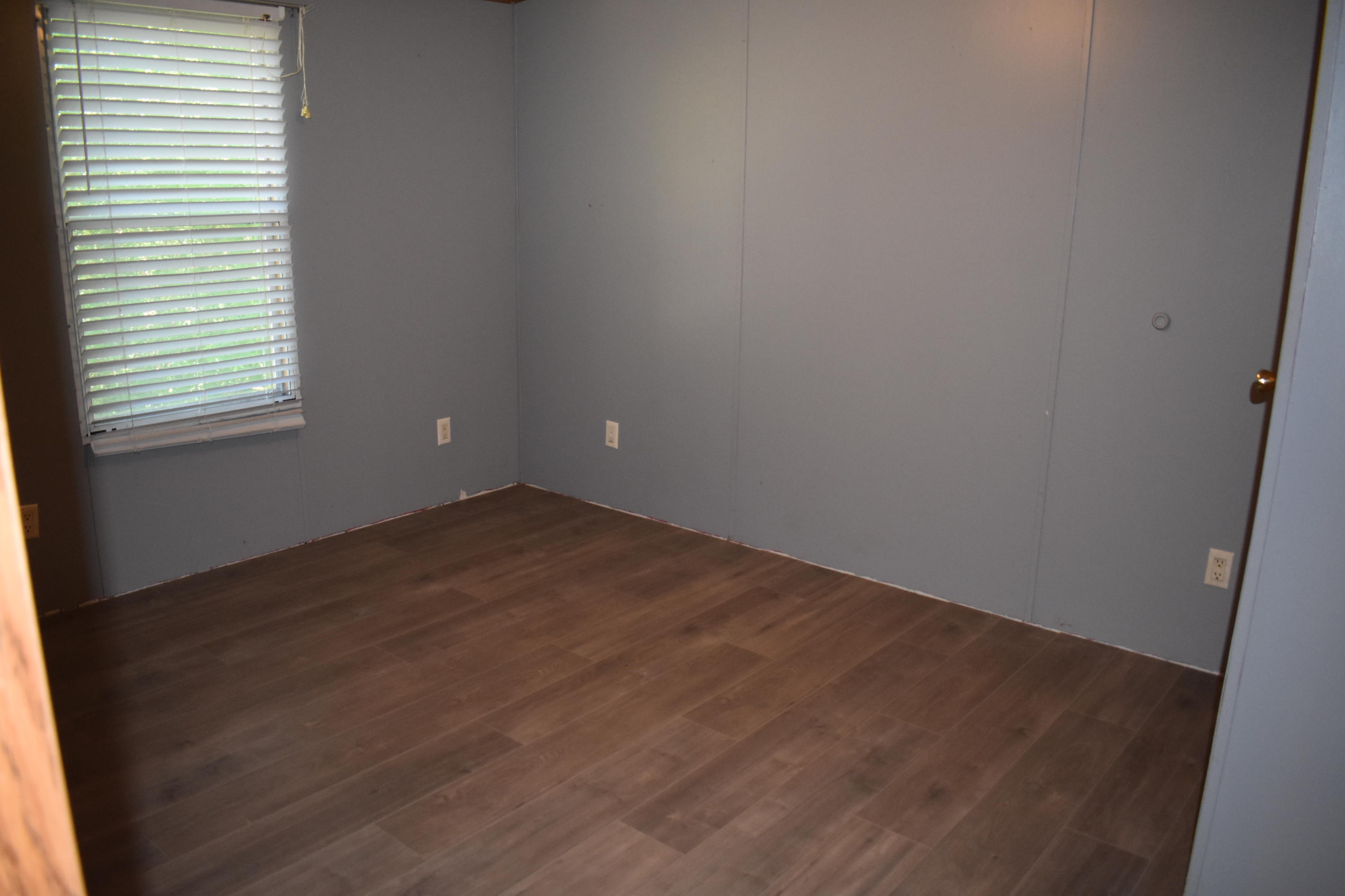 179 3rd Street Corryton, TN 37721 - Photo 4 of 15 DSC_0007
