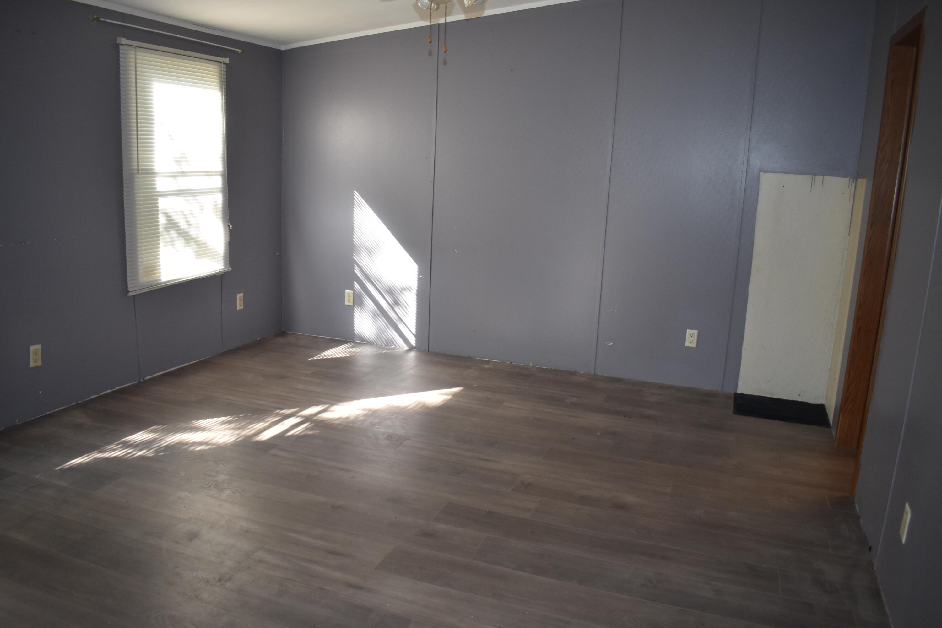 179 3rd Street Corryton, TN 37721 - Photo 8 of 15 DSC_0020