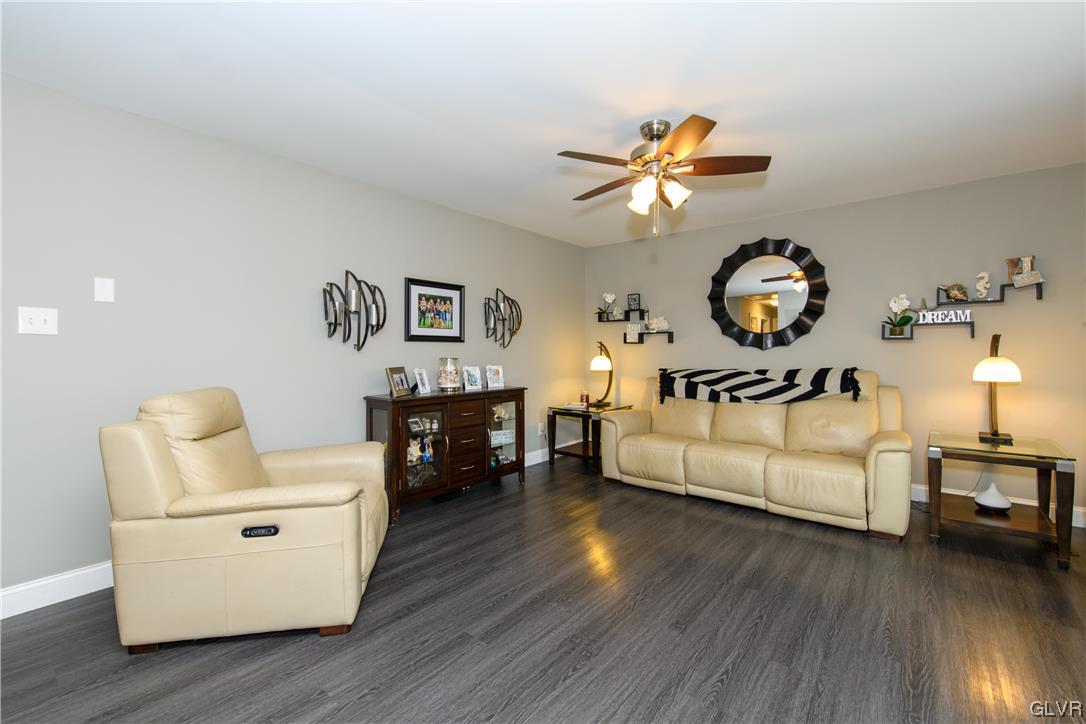 121 Gallagher Road Whitehall, PA 18052 - Photo 9 of 24 Gallery Image 9