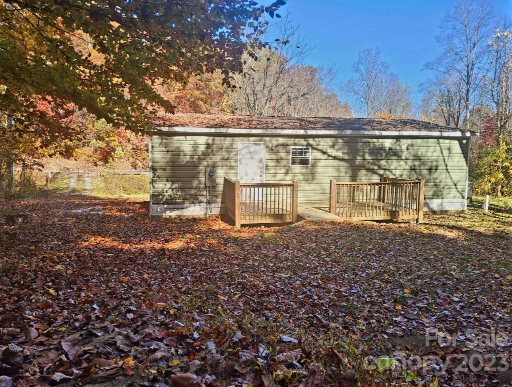 4035 Sugar Hill Road Marion, NC 28752 - Photo 5 of 25 Gallery Image 5