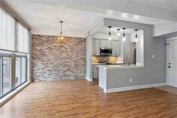 $2,150 | 333 Julia Street, Unit 217, New Orleans, LA 70130