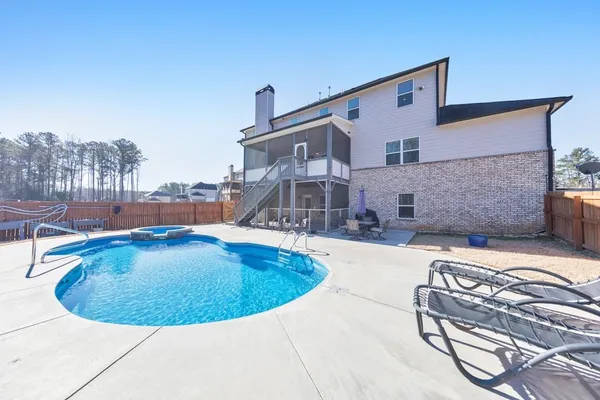 $908,500 | 110 Sunflower Street, Tyrone, GA 30290