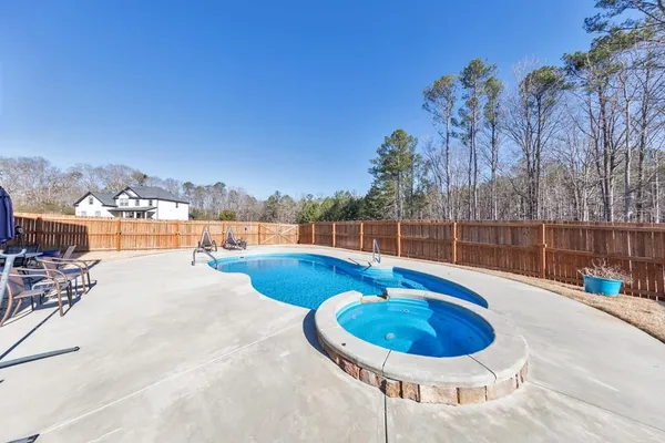 $908,500 | 110 Sunflower Street, Tyrone, GA 30290