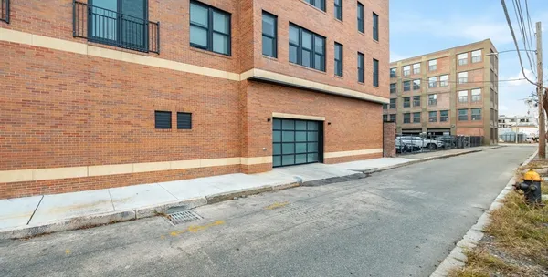 $95,000 | 340 West 2nd Street, Boston, MA 02127