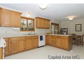 3965 Springer Lane Springfield, IL 62711 - Photo 2 of 16