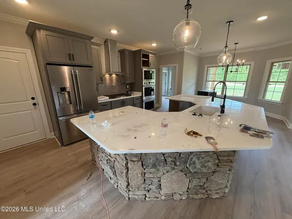 $559,000 | 410 Poplar Lane, Holly Springs, MS 38635