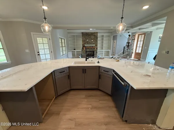 $559,000 | 410 Poplar Lane, Holly Springs, MS 38635