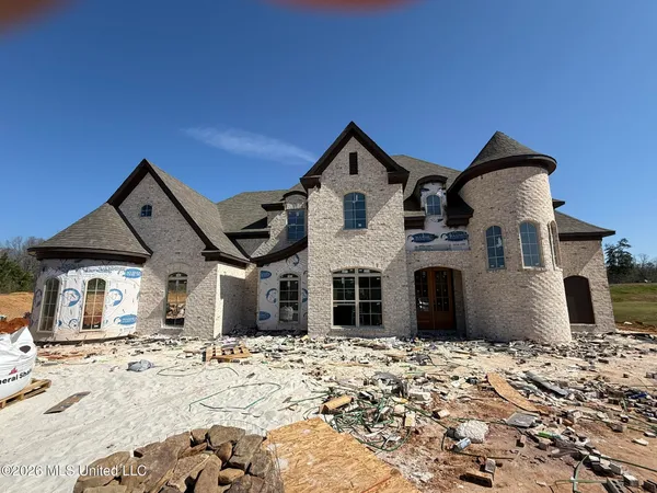 $559,000 | 410 Poplar Lane, Holly Springs, MS 38635