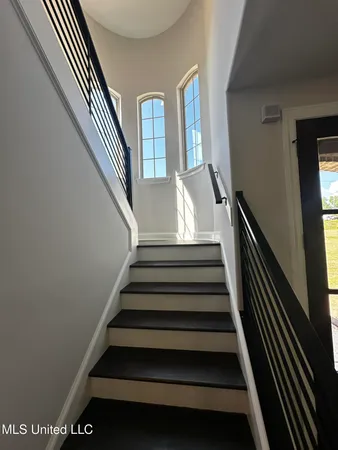 $559,000 | 410 Poplar Lane, Holly Springs, MS 38635