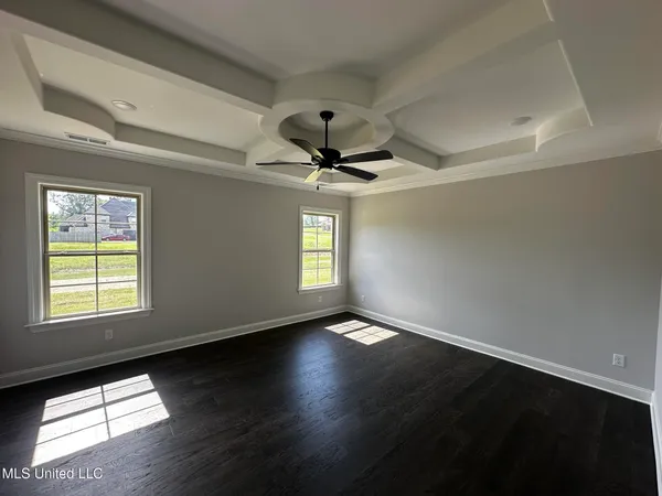 $559,000 | 410 Poplar Lane, Holly Springs, MS 38635