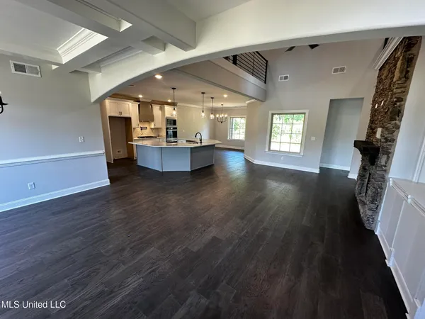 $559,000 | 410 Poplar Lane, Holly Springs, MS 38635