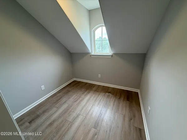 $559,000 | 410 Poplar Lane, Holly Springs, MS 38635