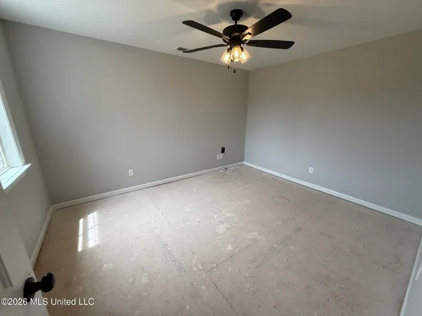 $559,000 | 410 Poplar Lane, Holly Springs, MS 38635