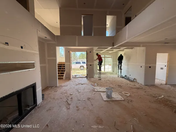 $559,000 | 410 Poplar Lane, Holly Springs, MS 38635