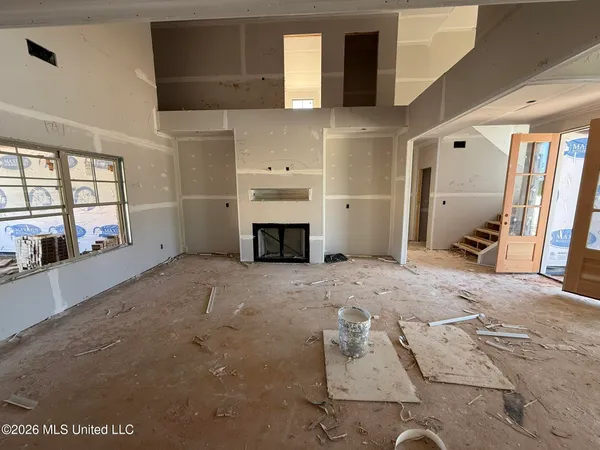 $559,000 | 410 Poplar Lane, Holly Springs, MS 38635