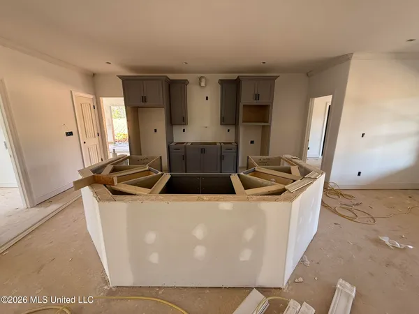 $559,000 | 410 Poplar Lane, Holly Springs, MS 38635