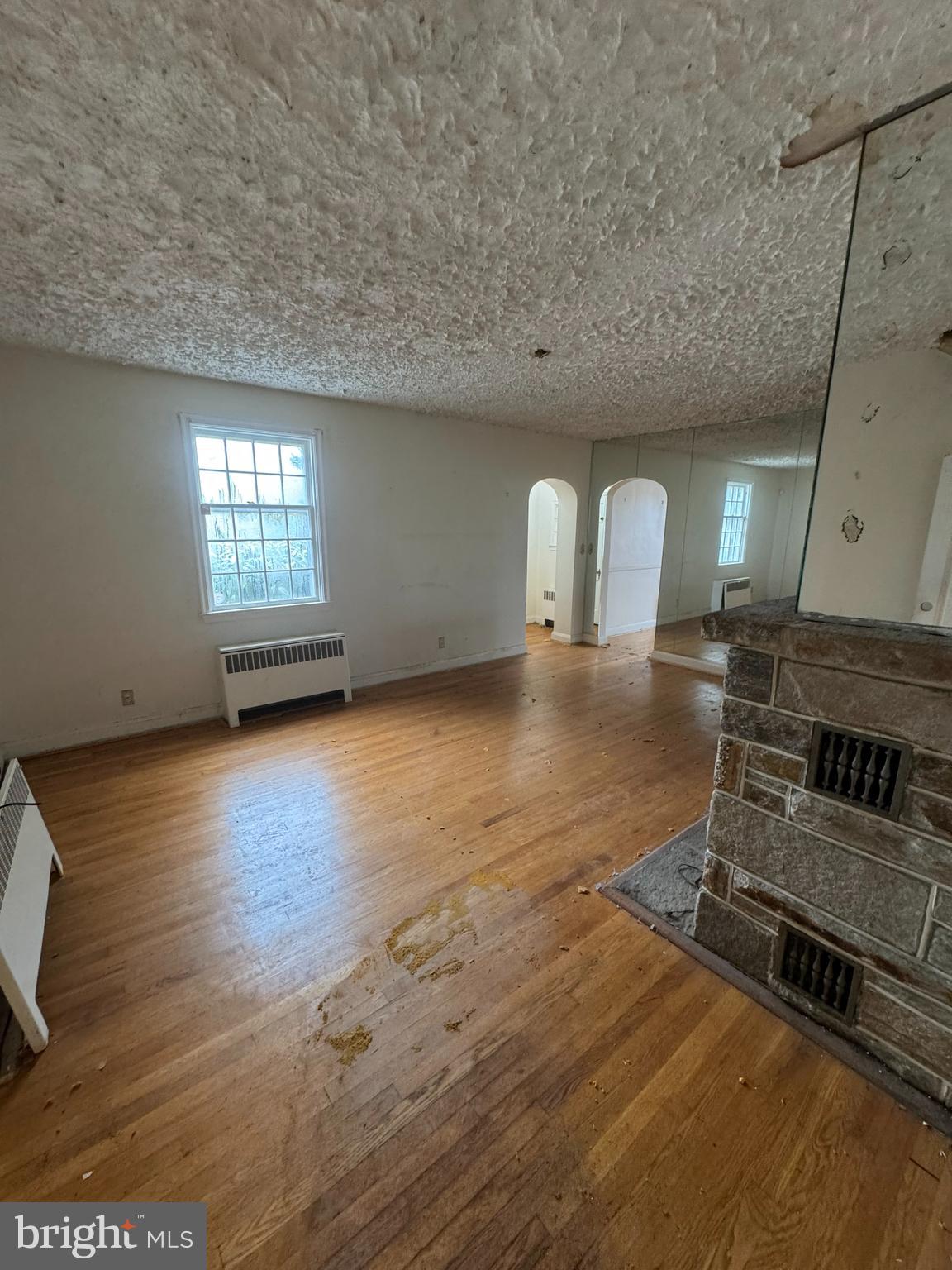 315 East Cold Spring Lane Baltimore, MD 21212 - Photo 4 of 35