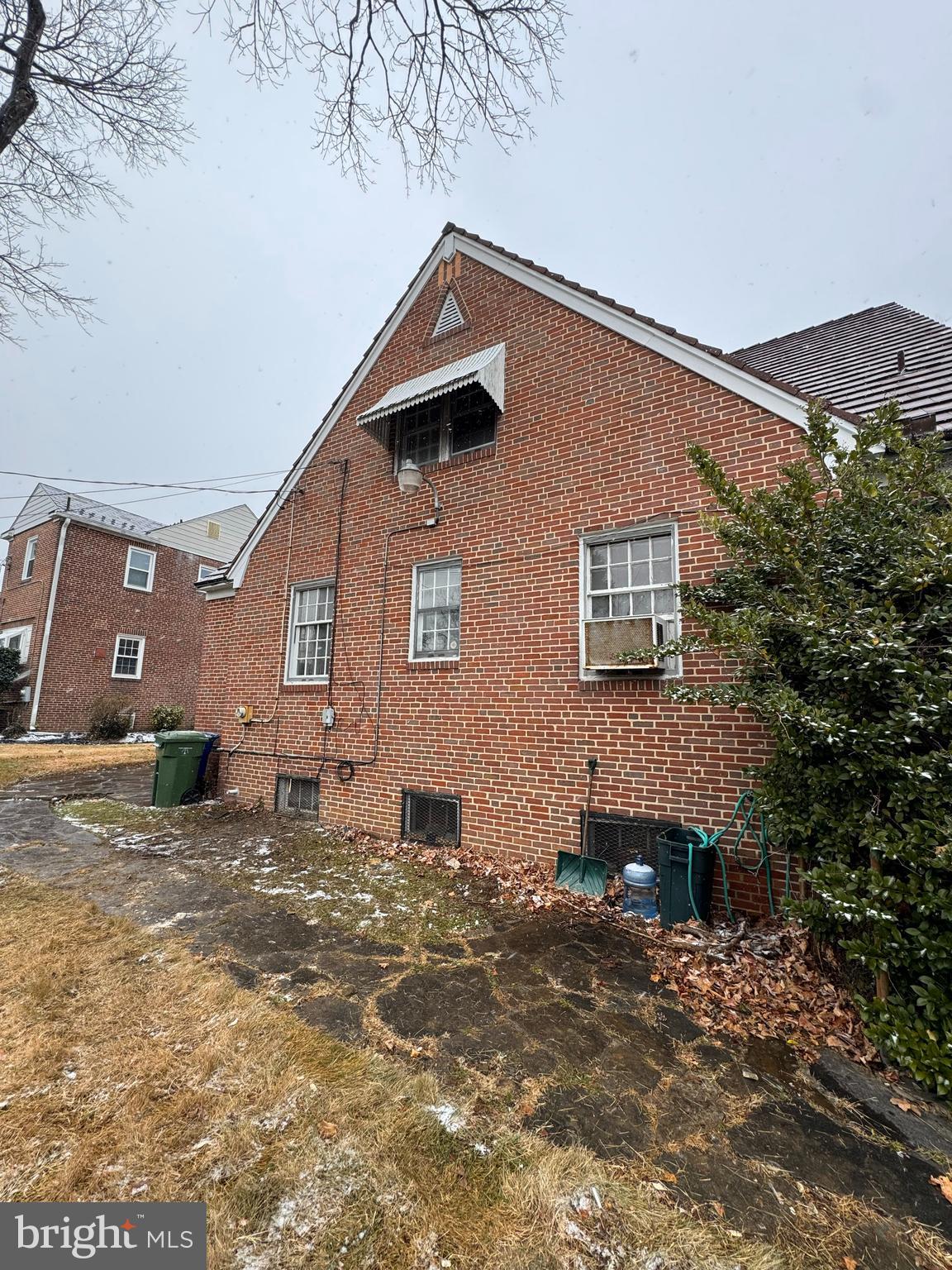 315 East Cold Spring Lane Baltimore, MD 21212 - Photo 5 of 35