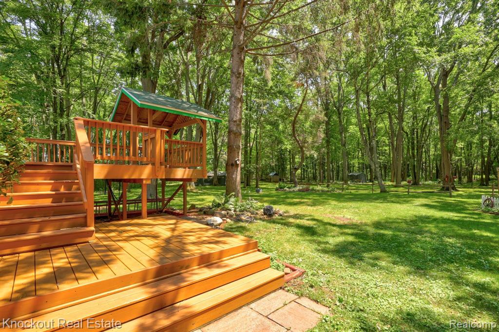 1750 Gabel Road Saginaw, MI 48601 - Photo 43 of 51 Gallery Image 43