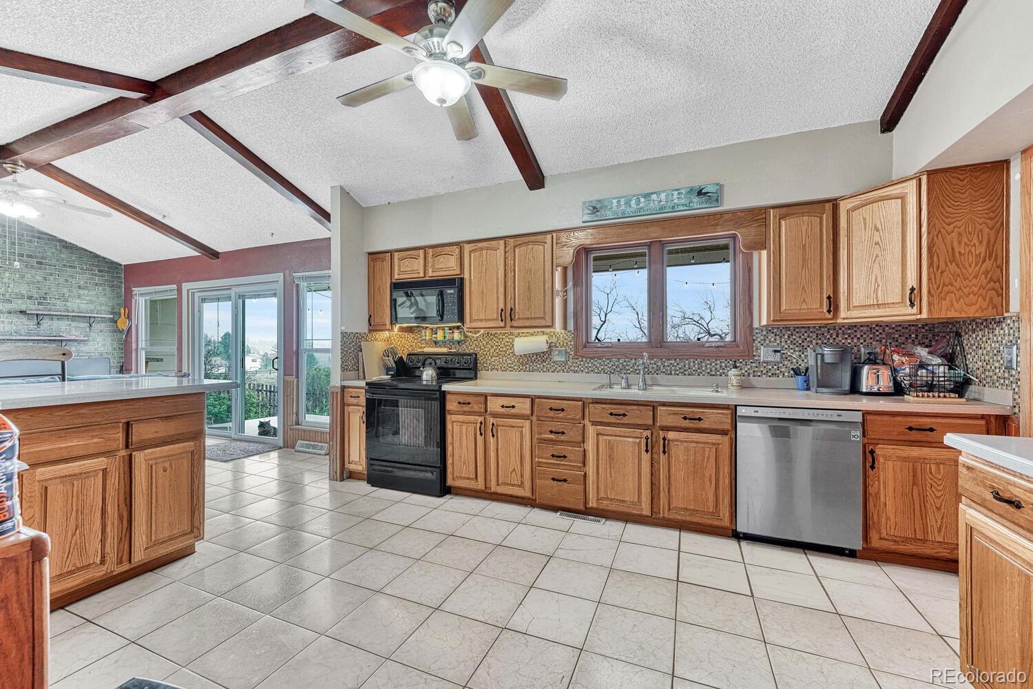 45042 Stagecoach Road Parker, CO 80138 - Photo 10 of 32