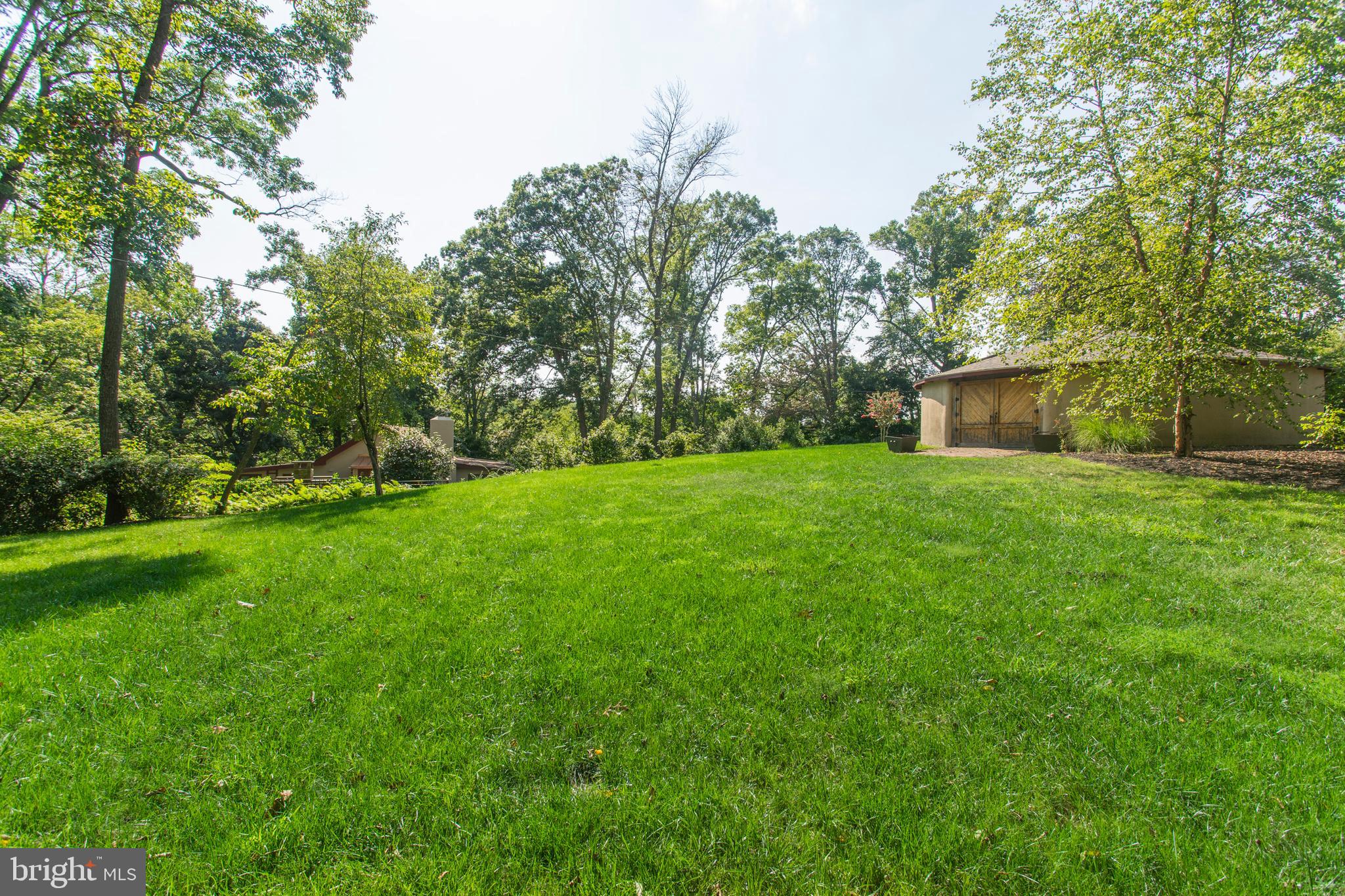 23 Dunminning Road Newtown Square, PA 19073 - Photo 13 of 19 Detached Building