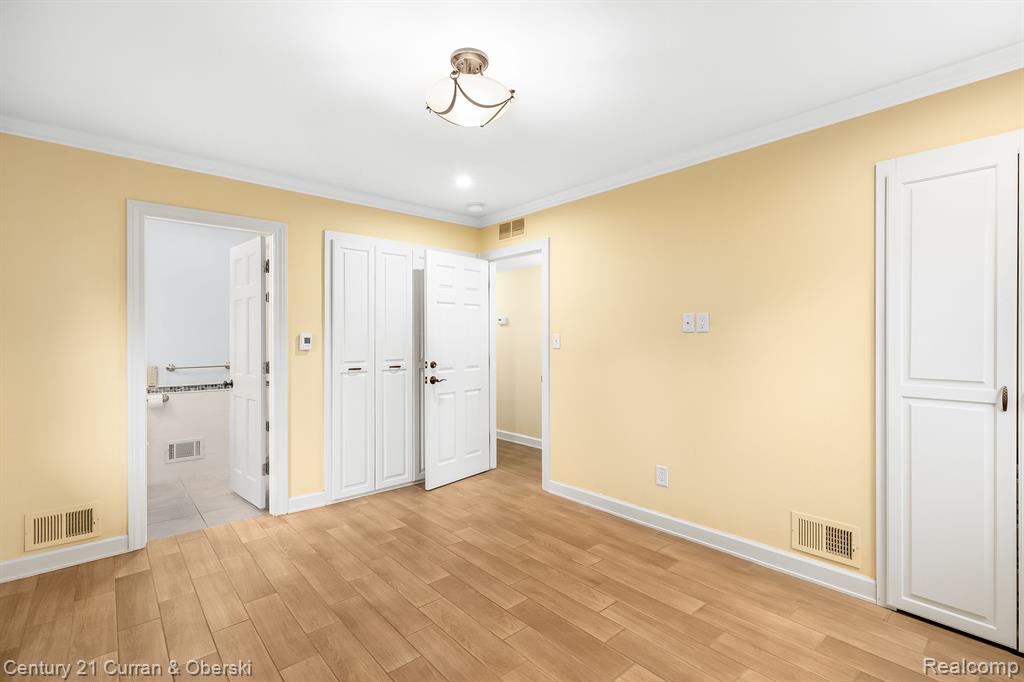 24012 Glen Ridge Court Novi, MI 48375 - Photo 20 of 27