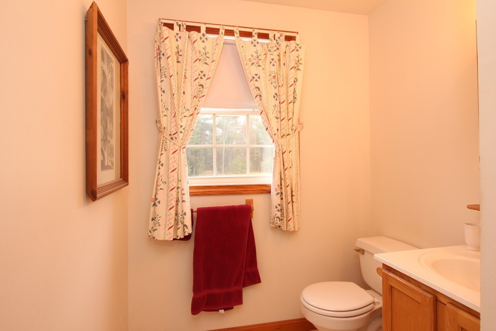 110 Gardner Road Winchendon, MA 01475 - Photo 8 of 19 Gallery Image 8