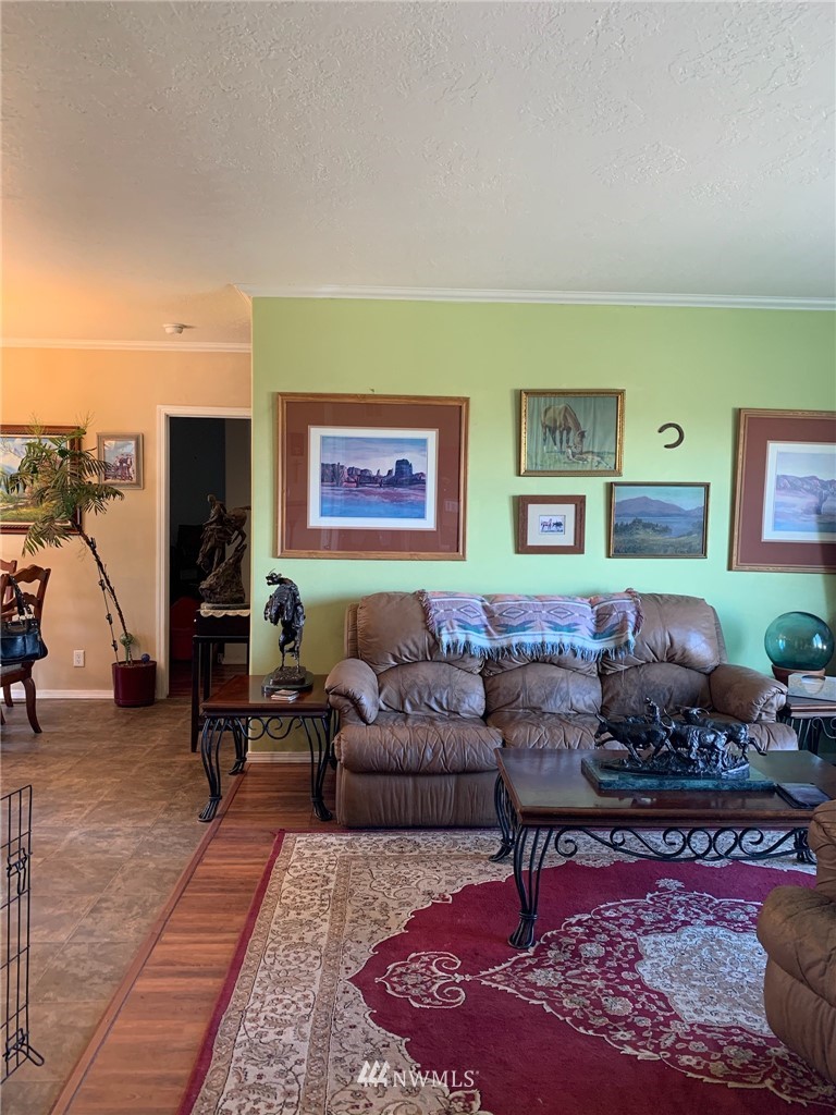 363 A Cameron Lake Loop Road Okanogan, WA 98840 - Photo 3 of 25 Gallery Image 3