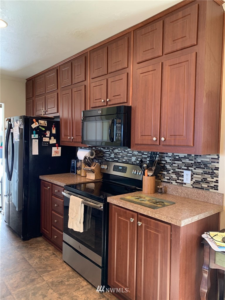 363 A Cameron Lake Loop Road Okanogan, WA 98840 - Photo 4 of 25 Gallery Image 4