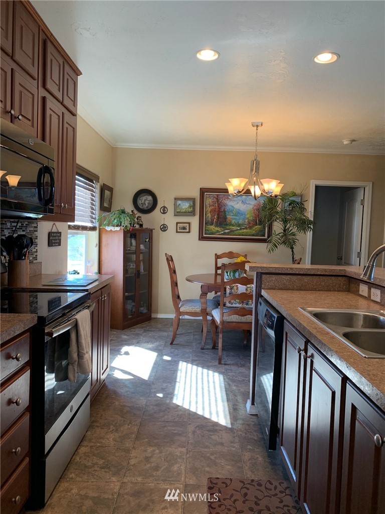 363 A Cameron Lake Loop Road Okanogan, WA 98840 - Photo 8 of 25 Gallery Image 8