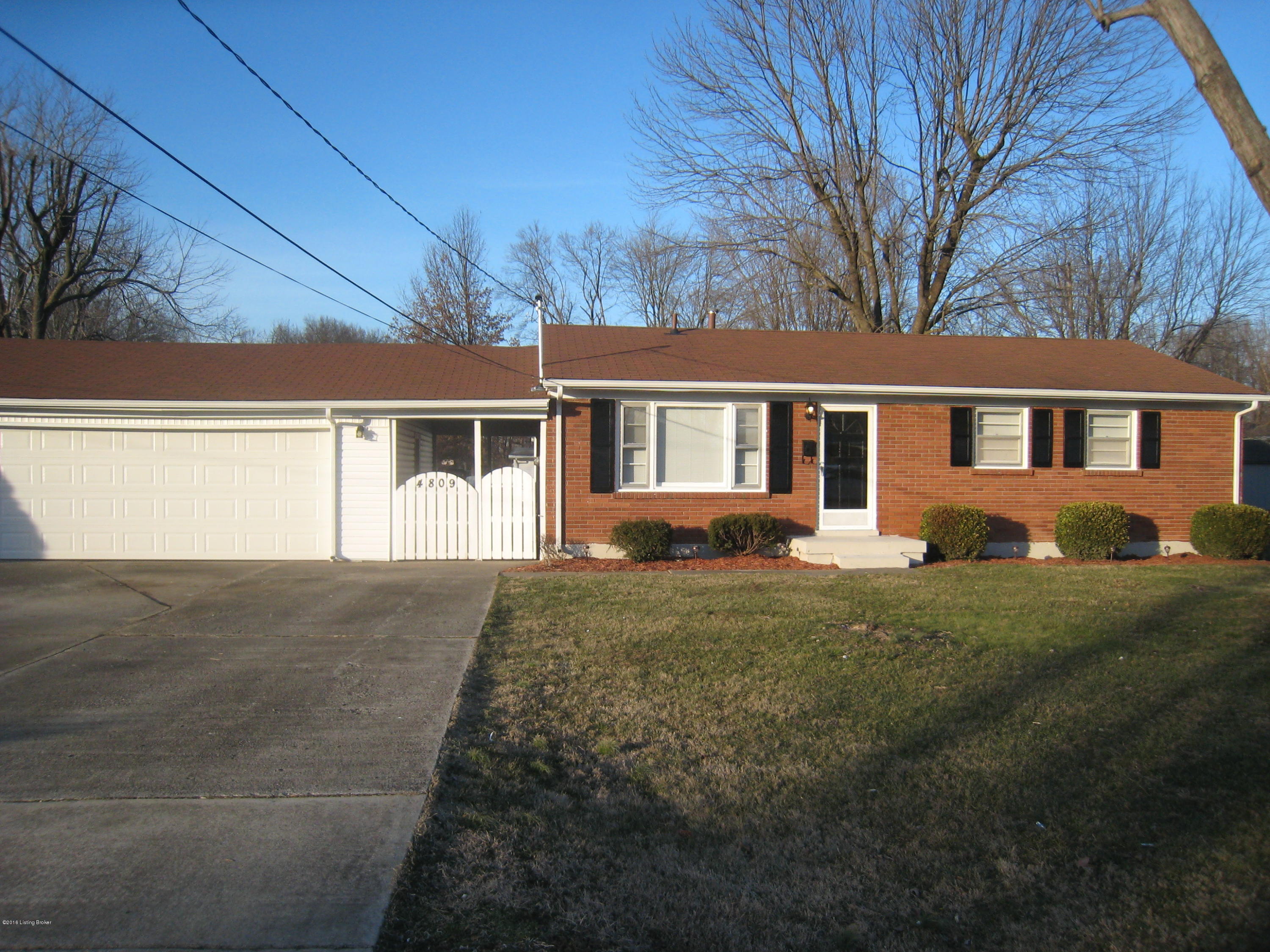 4809 Goepper Road Louisville, KY 40258 - Photo 1 of 23 Plenty elbow room on property.